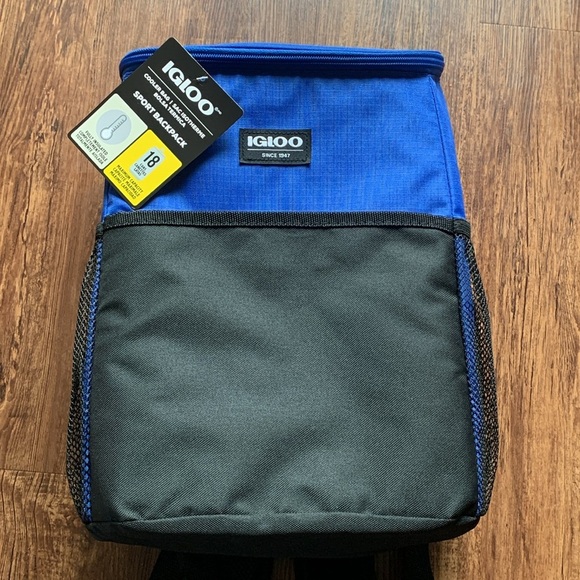 Igloo Soft Backpack Sport Cooler Insulated Bag 18-Can Capacity Blue & Black New - Picture 2 of 9